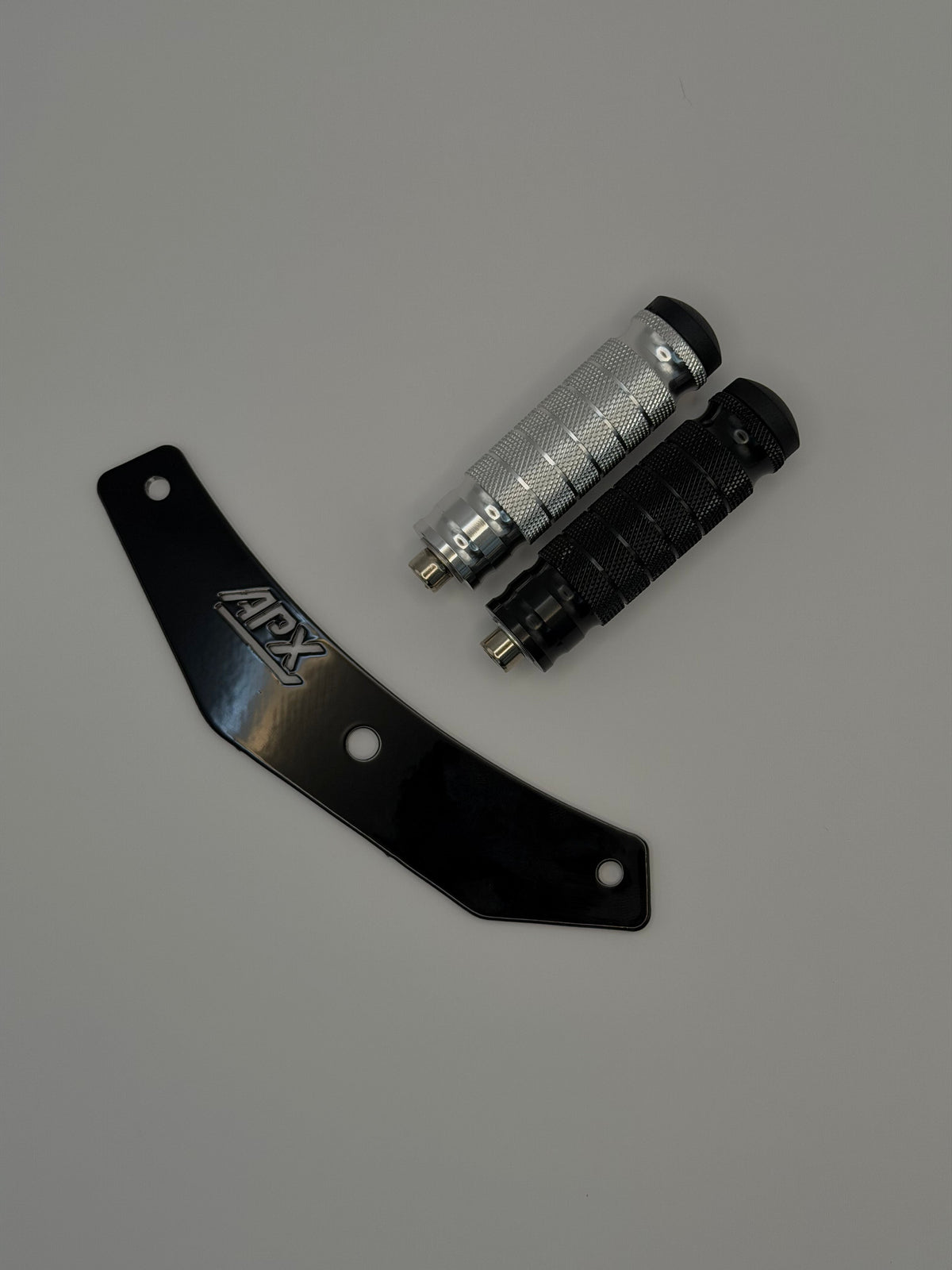 Yozma Footlock — 7075 Aluminum